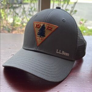 L.L. Bean Gray and Orange Men's Cap